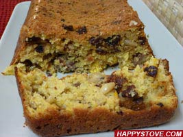 Ruth&#39;s Pinza, an Italian Traditional Fruit Cake - By happystove.com