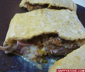 Meat Pizza Pie - By happystove.com