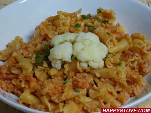 Pasta with Cauliflower in Tomato Sauce