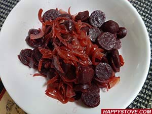 Stir Fried Red Beets with Onions - By happystove.com